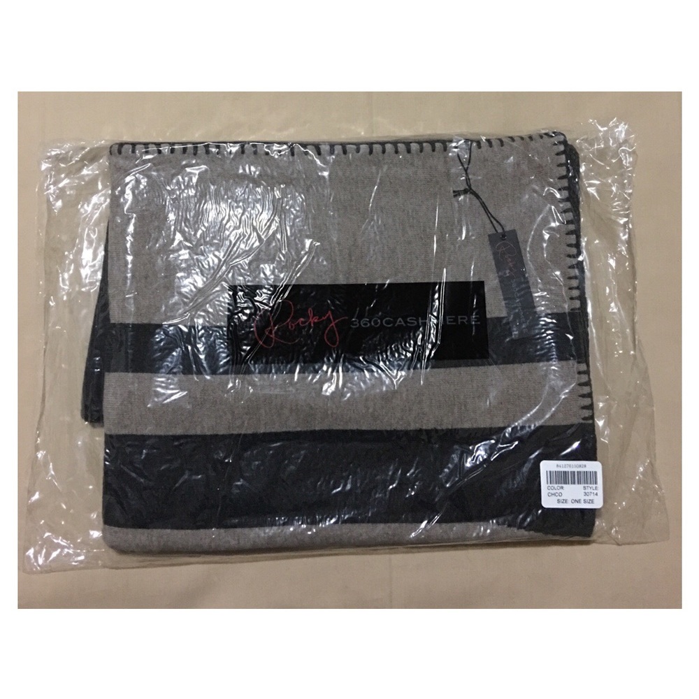 360 CASHMERE Tribal Blanket Retail: $449 - Picture 7 of 7